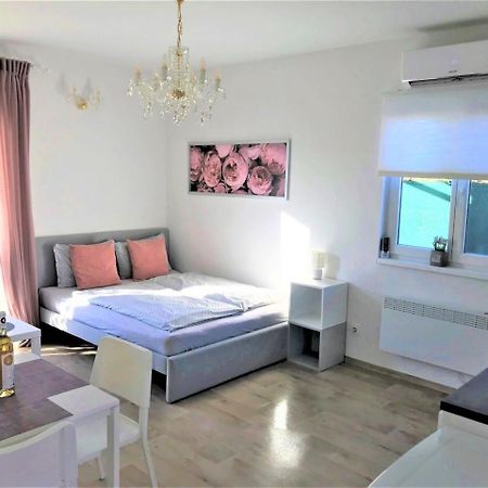 Modry Apartman 2 - Studio زنويمو المظهر الخارجي الصورة