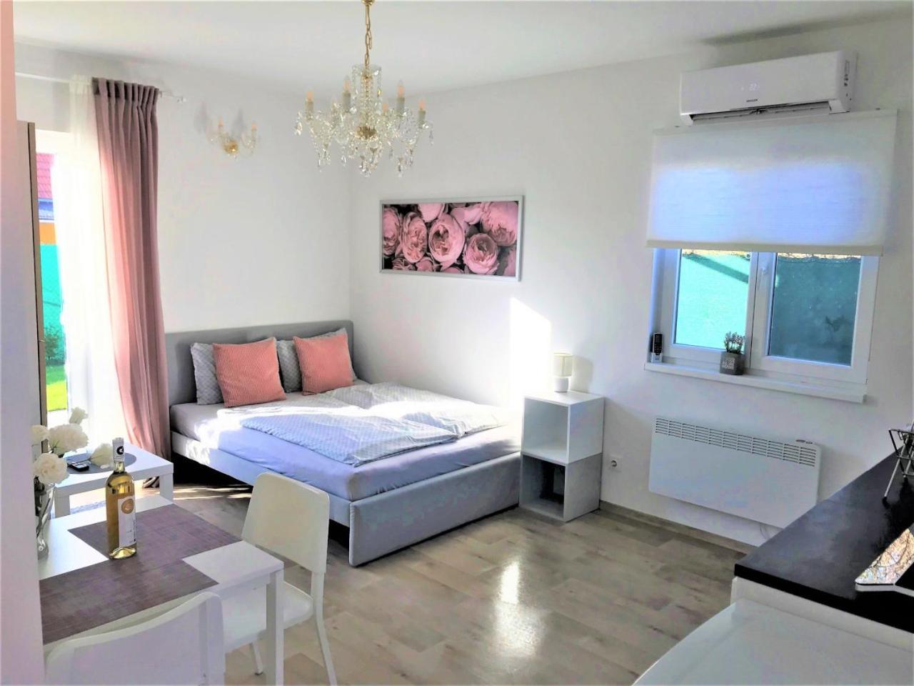 Modry Apartman 2 - Studio زنويمو المظهر الخارجي الصورة